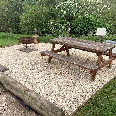 Wild Valley Bunkhouse Llanrhaeadr-ym-Mochnant Екстер'єр фото